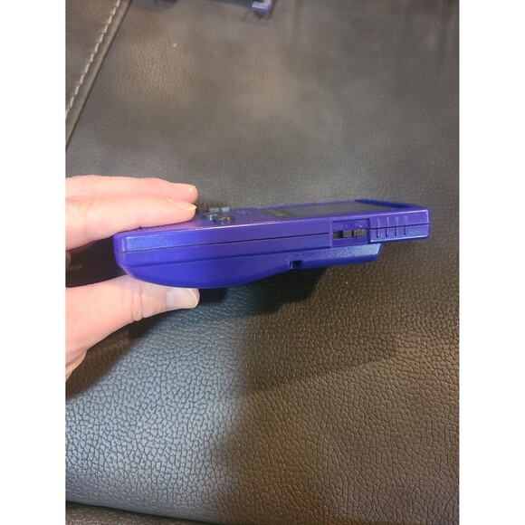 Nintendo Gameboy Color Handheld Console Grape Purple CGB-001 with Magnifier - Picture 4 of 12